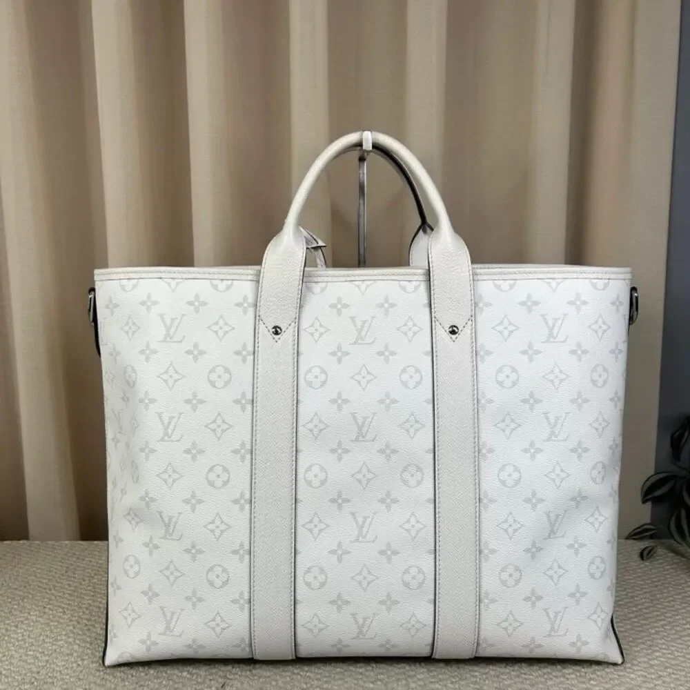 Louis Vuitton Women Pre-Loved Bag Very Good Condition
